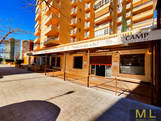 Local comercial en venta en CARABELAS, AMBASSADOR BAJO 6